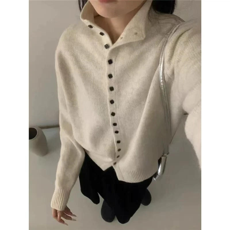 白月光~立领长袖针织开衫秋冬单排扣设计感针织衫