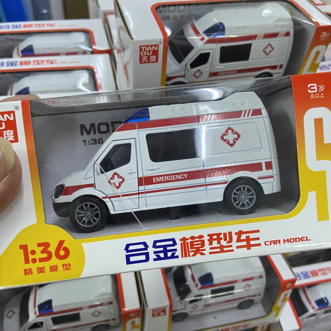 合金1:36开门救护车回力小汽车模型男孩玩