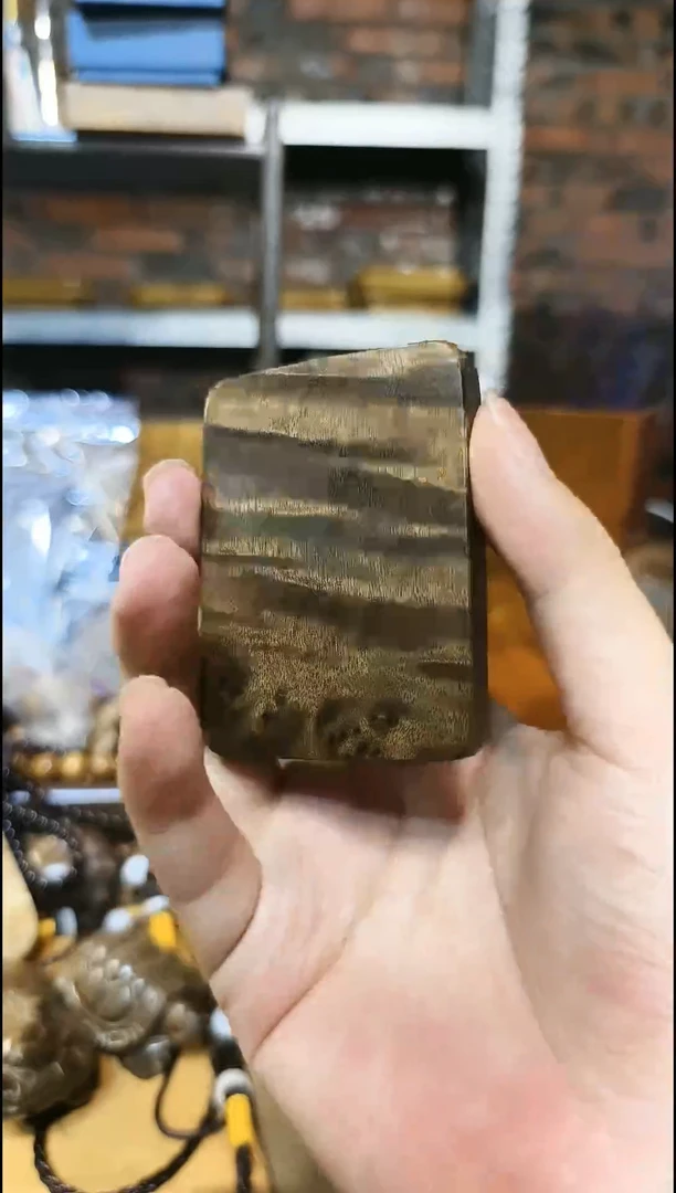 【闪购商品】金丝楠把件无事牌