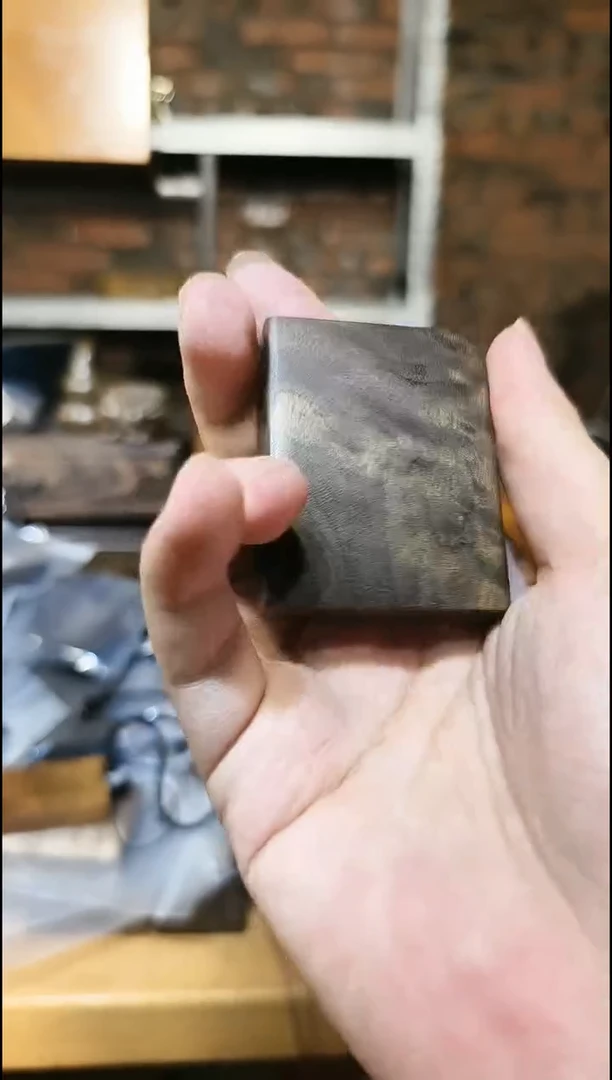 【闪购商品】金丝楠把件无事牌