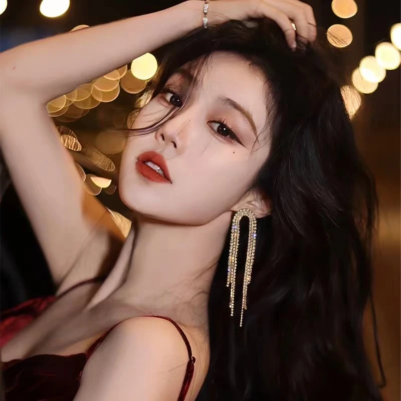 铜合金耳饰 清冷气质A0072长款流苏耳环女韩国满钻潮流高级感轻奢