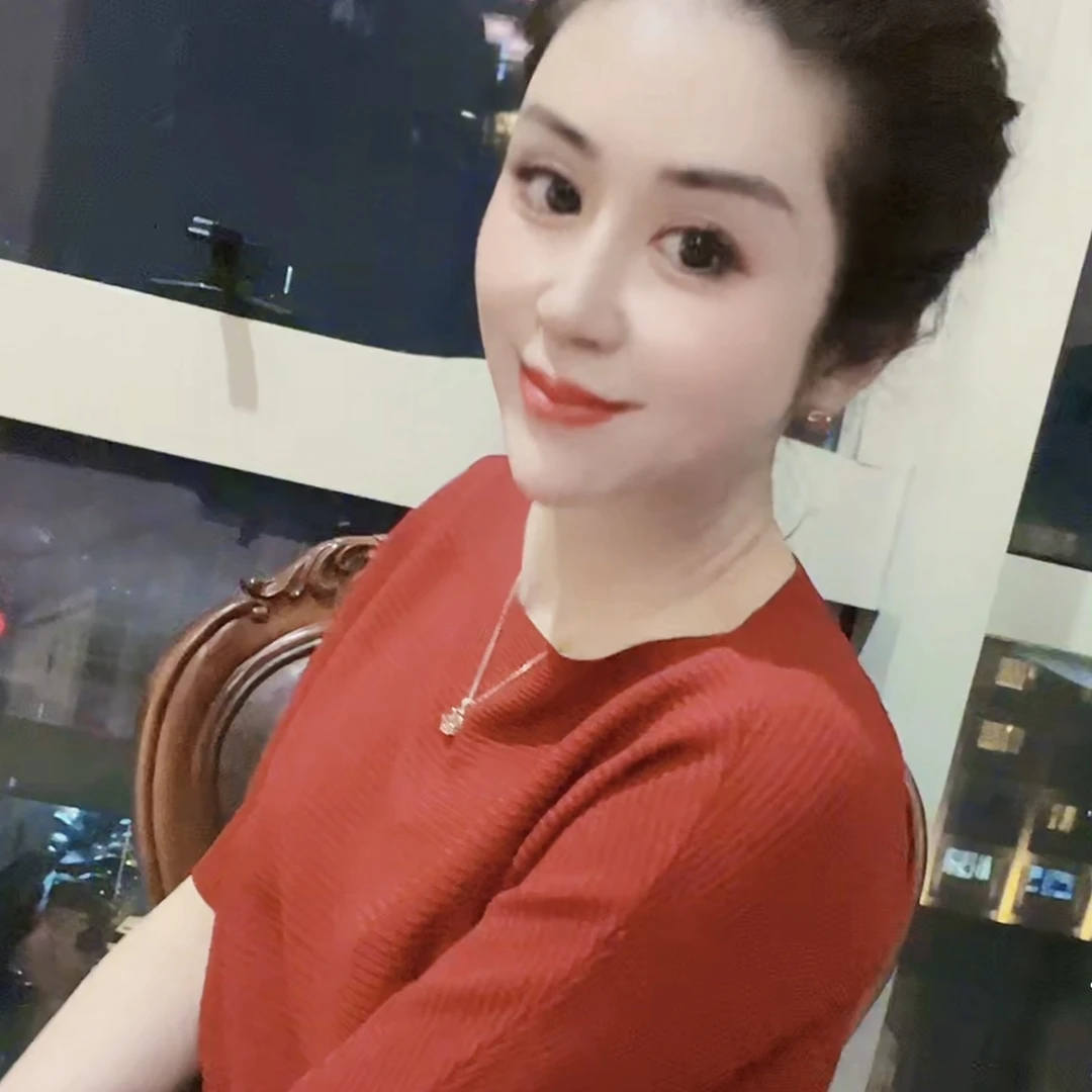 蒂一美玲子严选针织衫