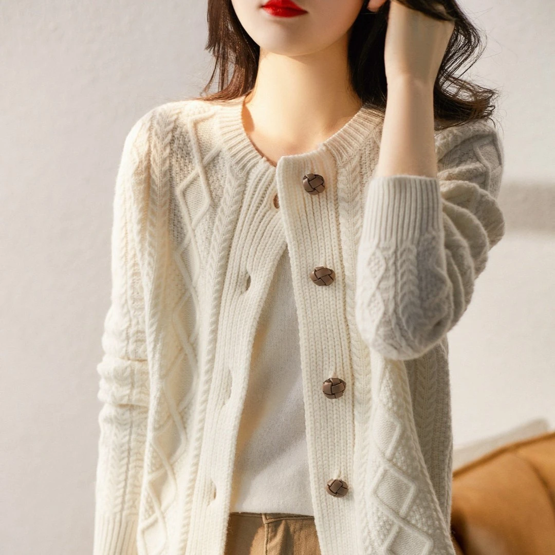 秋冬加厚针织开衫女2022新款韩版洋气女士毛衣外套宽松外穿上衣潮