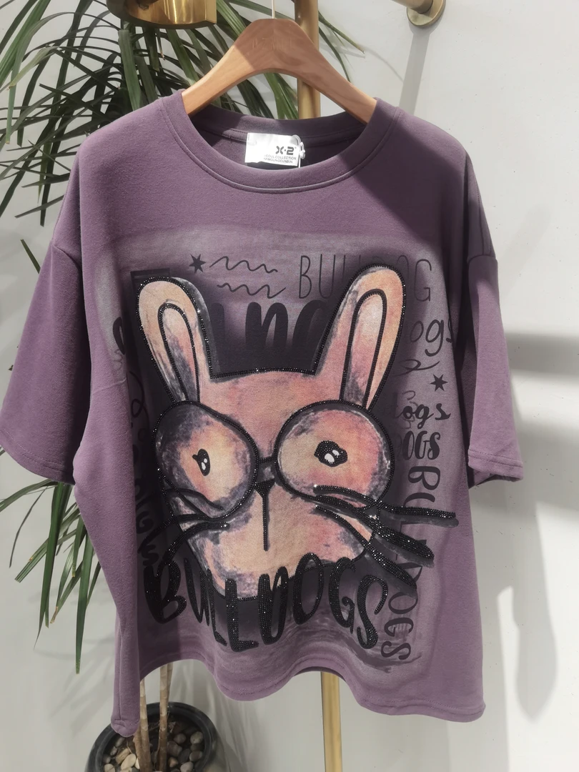 2025春季半袖T恤，宽松纯棉印花紫色