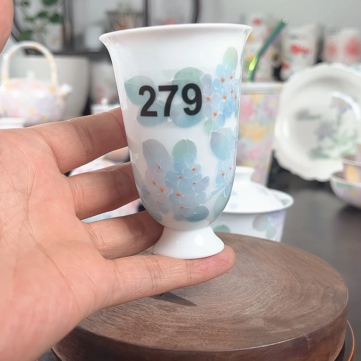 279绣球花釉下品茗杯