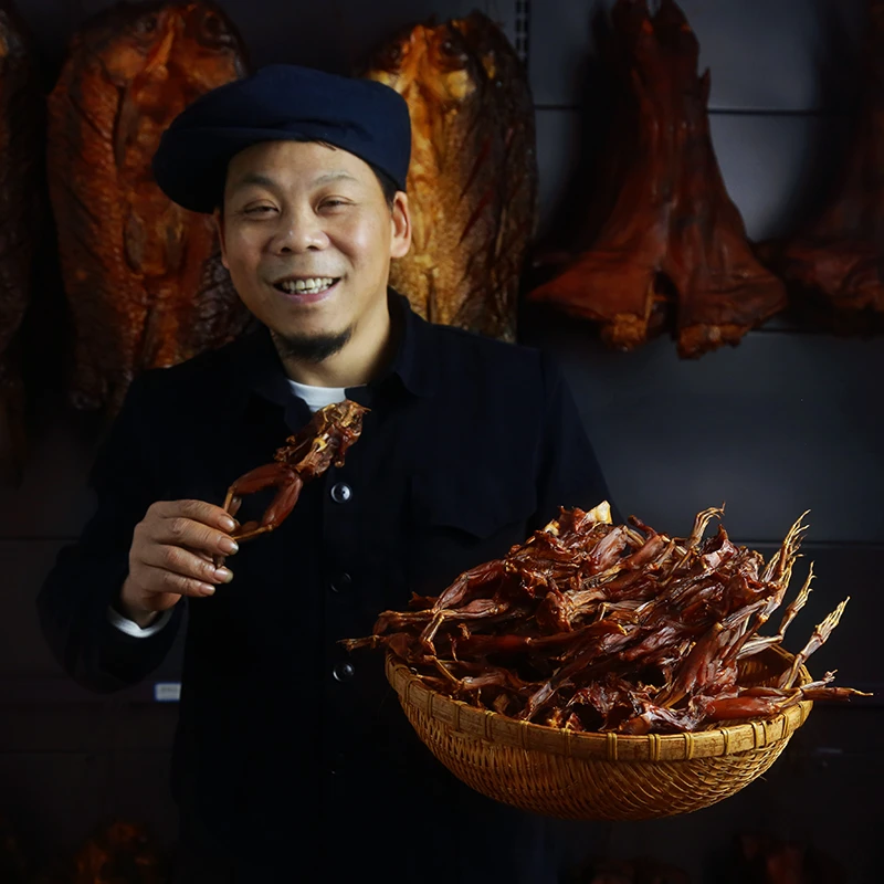 腊牛蛙 78元斤+送半斤辣椒 正宗宁乡本地农家烟熏制腊牛蛙