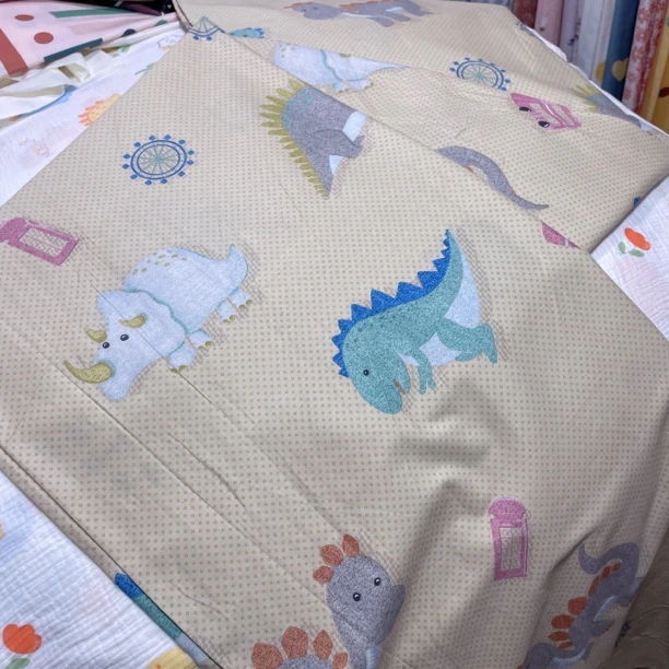 纯棉高支高密斜纹棉布头2.2×2.5