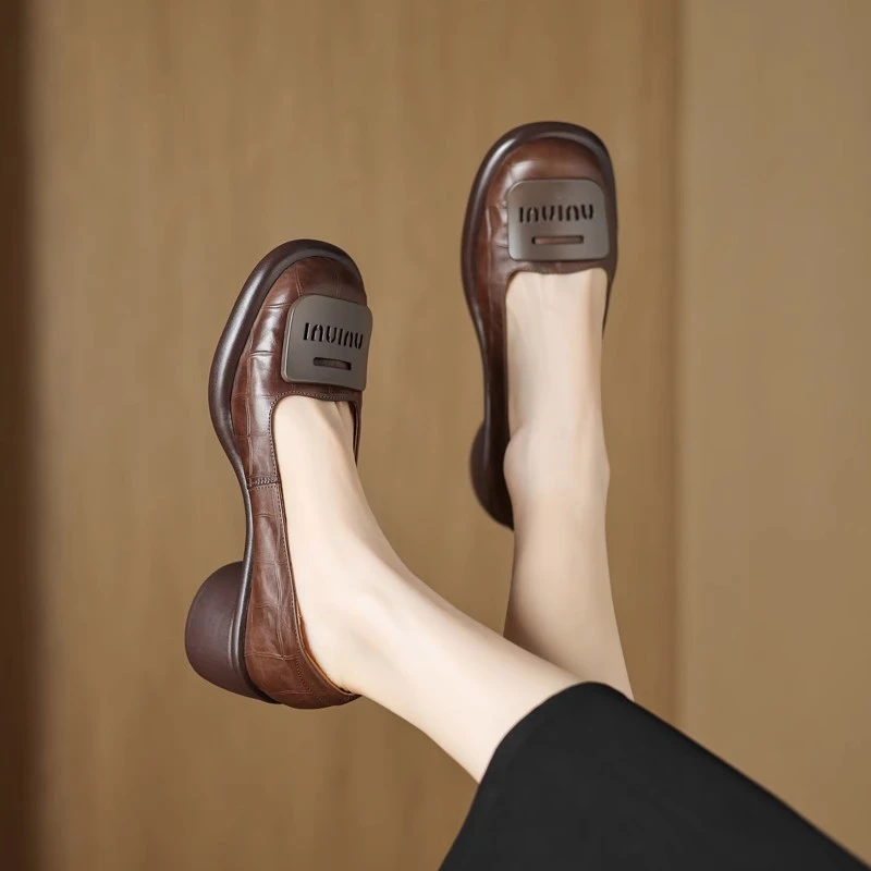 复古玛丽珍单鞋女2024秋季新款真皮厚底小皮鞋粗跟浅口一脚蹬单鞋