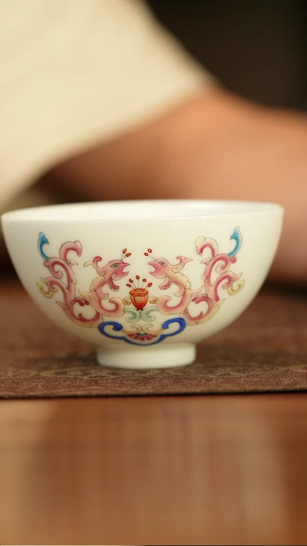 【闪购商品】四和古韵粉彩凤纹鸡心主人杯