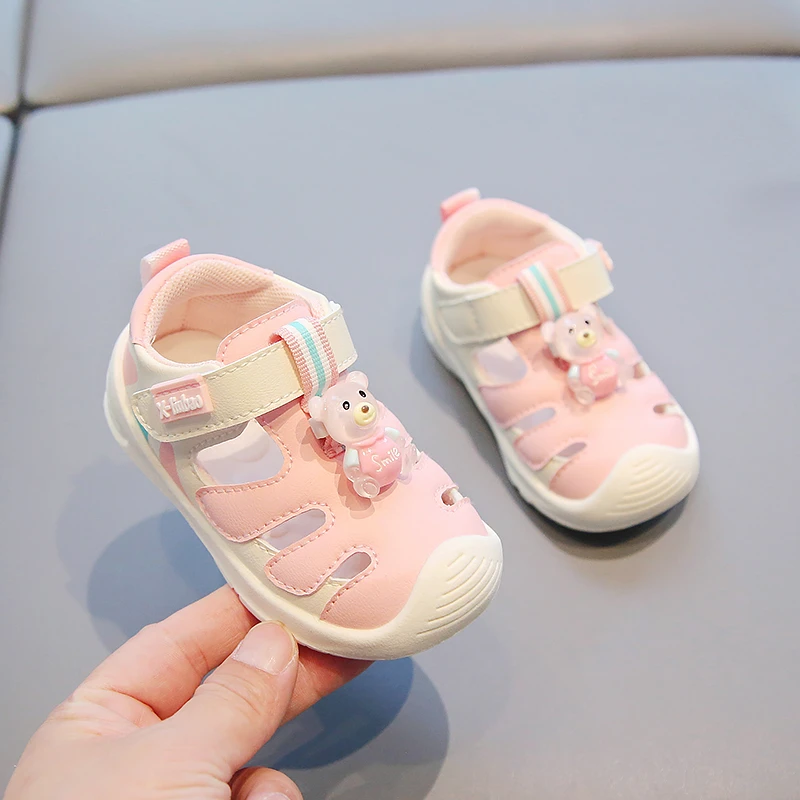 夏季软底宝宝鞋女童卡通透气凉鞋1-4岁婴幼儿包头鞋子小童防滑鞋