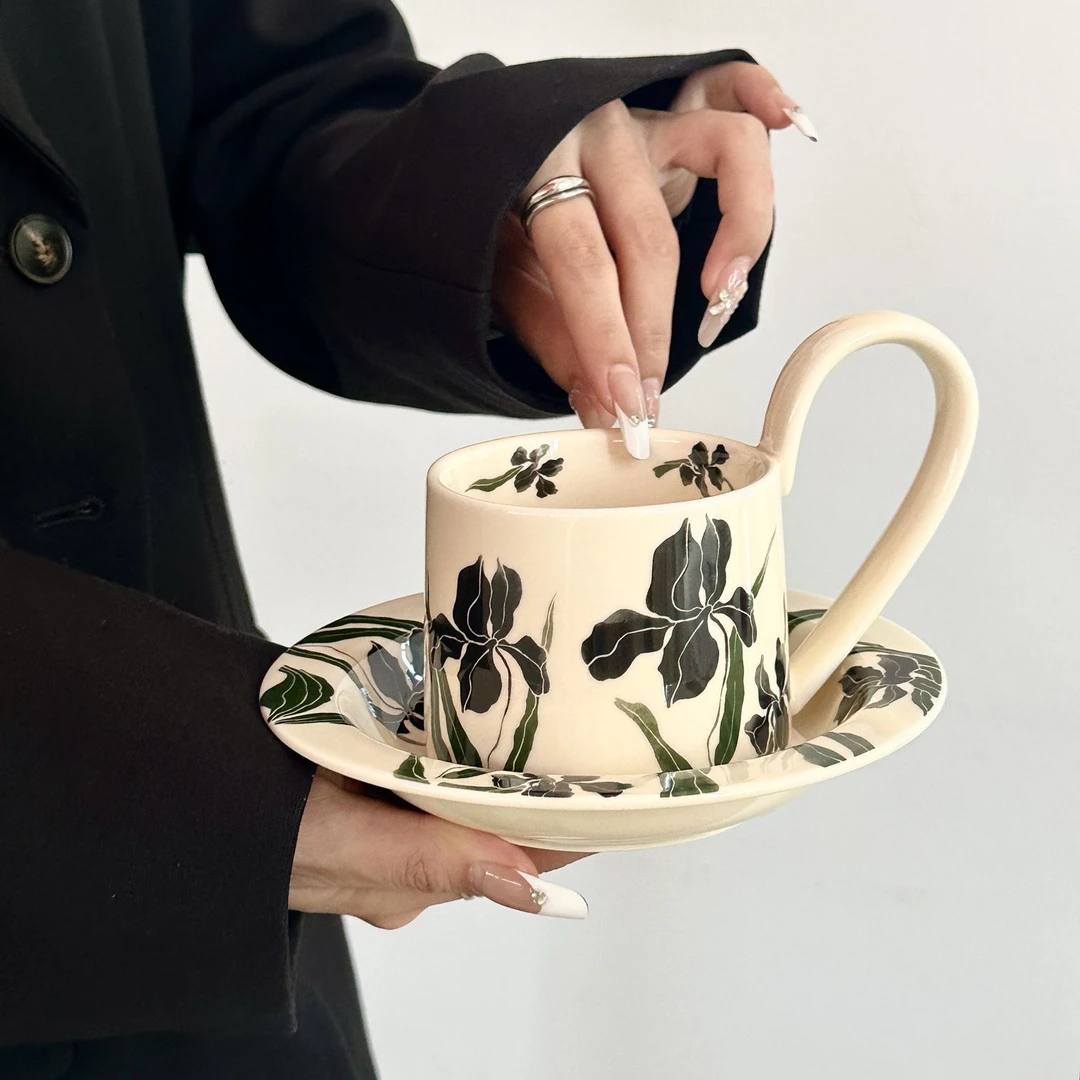 高级设计感鸢尾花陶瓷咖啡杯蝶套装水杯下午茶拿铁杯子伴手礼实用