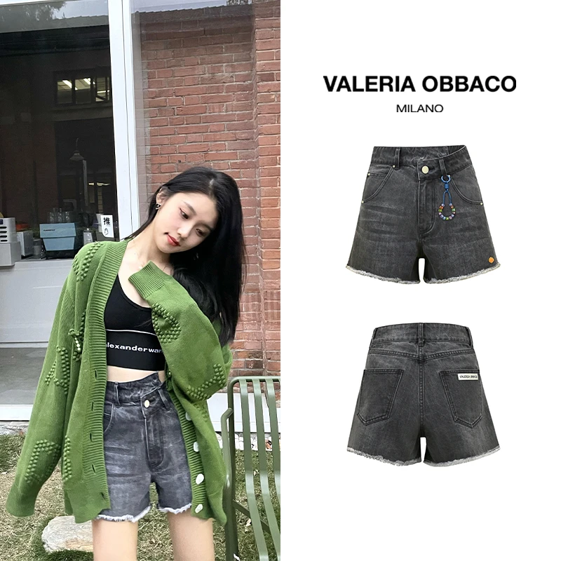 VALERIAOBBACO/瓦莱丽娅 奥贝科高腰牛仔短裤显瘦百搭玩趣挂件