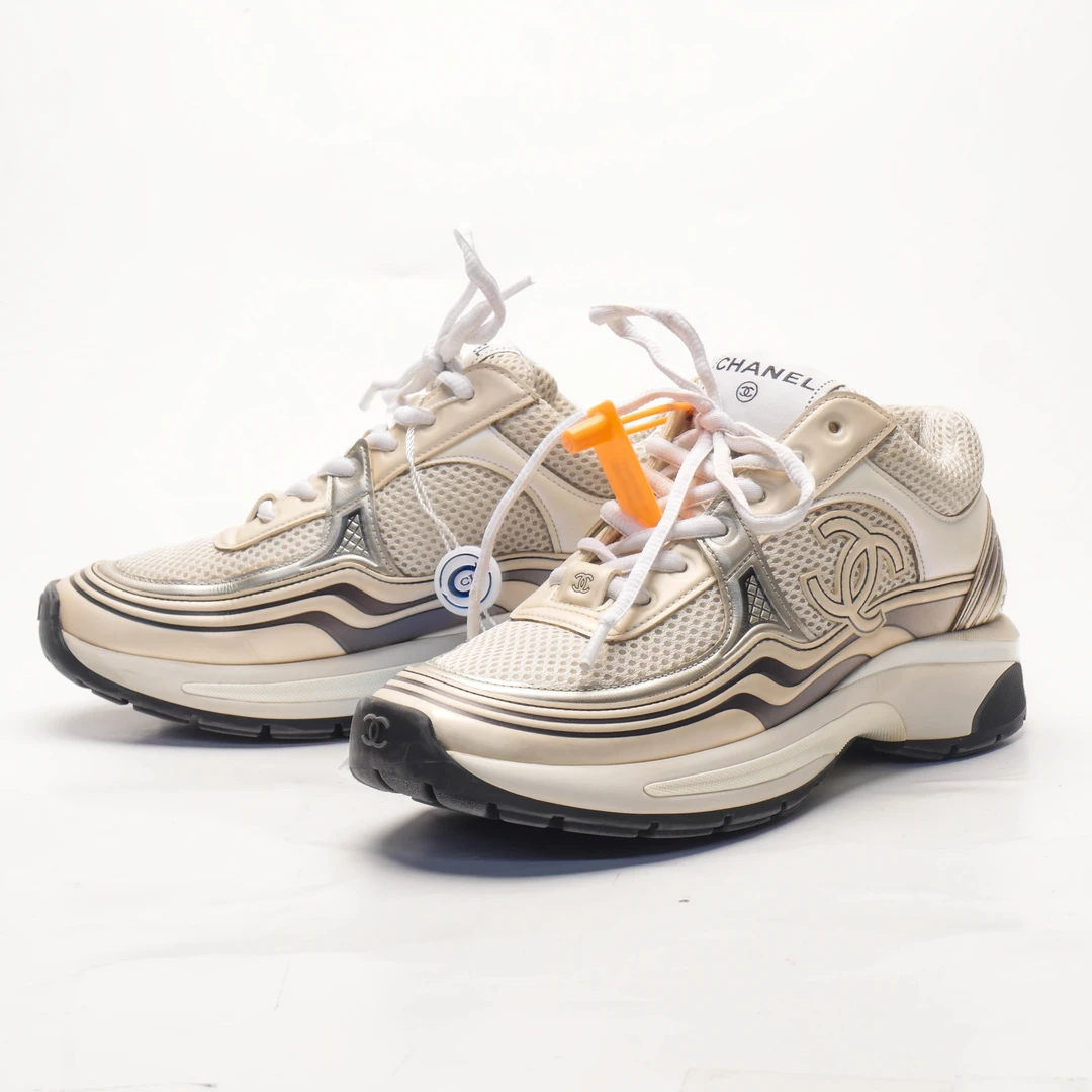 99新 LouisVuitton/路易威登 /35码半/香槟色金角做旧运动鞋/97新