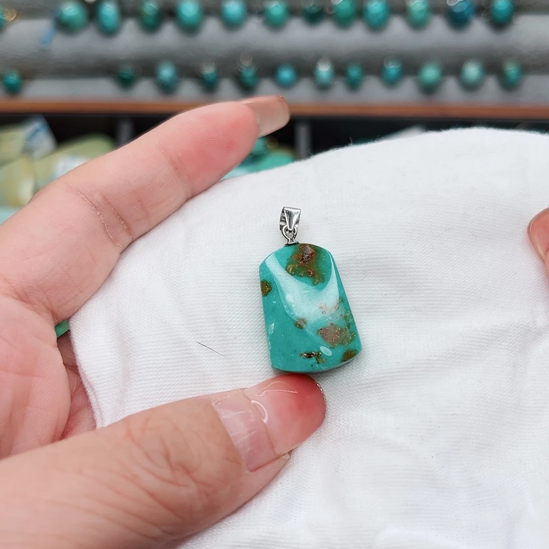 绿松石绿松石未镶嵌