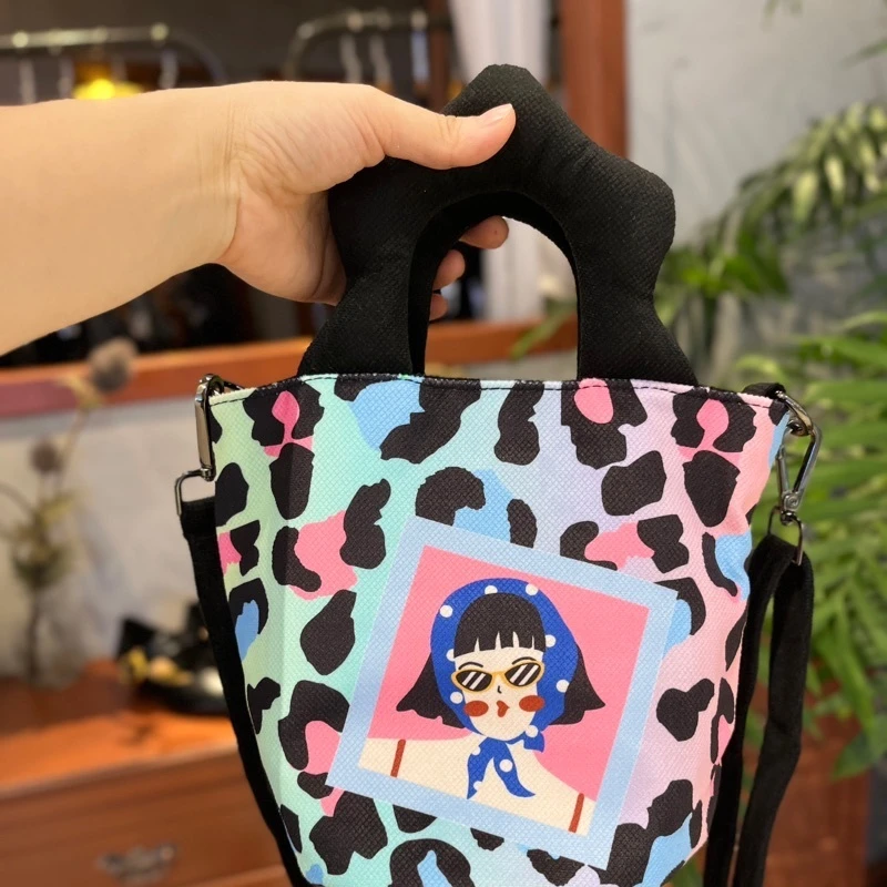 原创设计包包女春夏多巴胺时尚斜挎包高级感小众设计单肩包水桶包