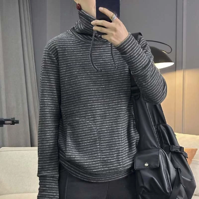 7126太谷休闲简约百搭暗条时尚绒感加厚长袖口袋高领上衣秋冬