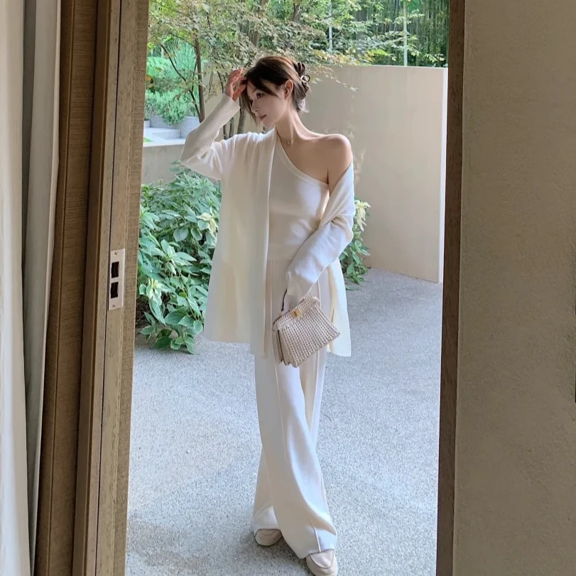 2025早秋新款时尚外套气质显瘦长袖白色休闲垂感韩版秋季短外套女