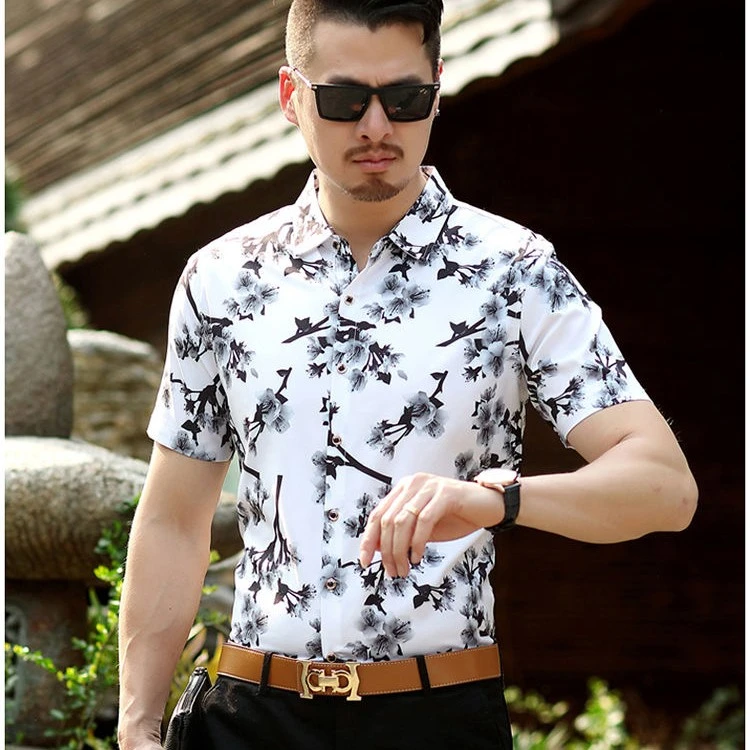 夏季中年男士高档冰丝短袖衬衫白色梅花图案宽松休闲衬衣大码薄款