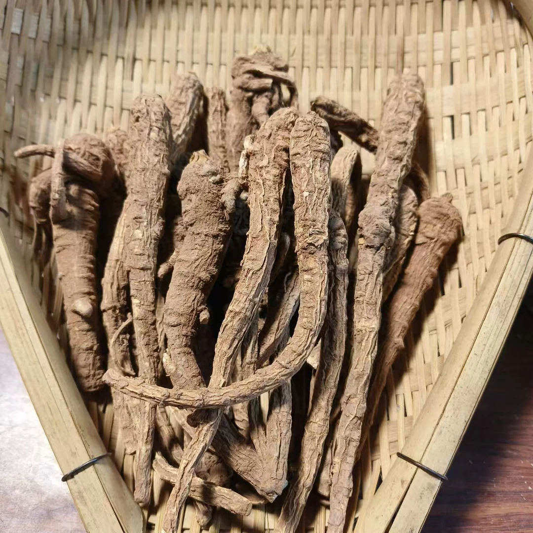 祥符本地村民自种干白芷
