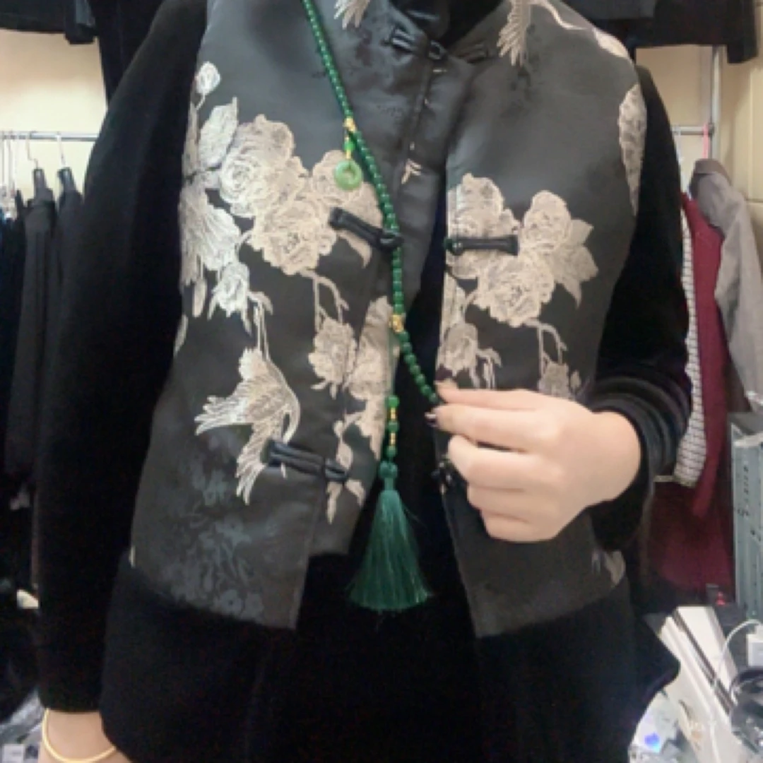 新中式盘扣新款气质款国印花马甲+丝绒小衫+裙子三件套（黑鹤）