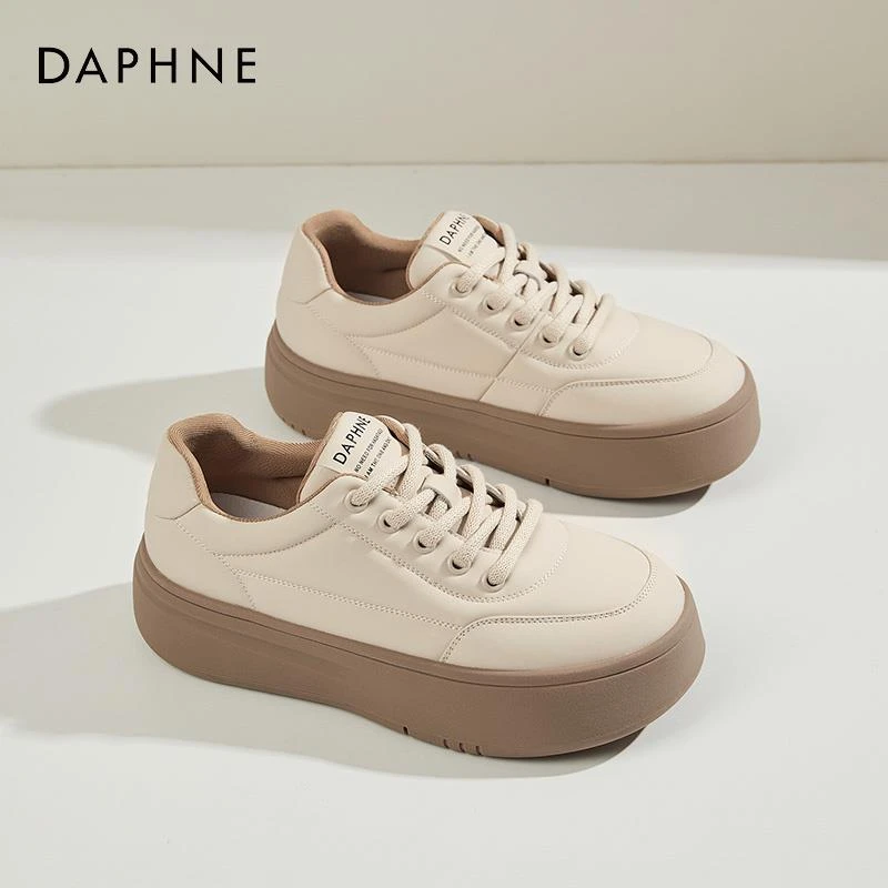 达芙妮女鞋潮牌厚底面包鞋2025春秋新款休闲运动鞋女轻便百搭板鞋