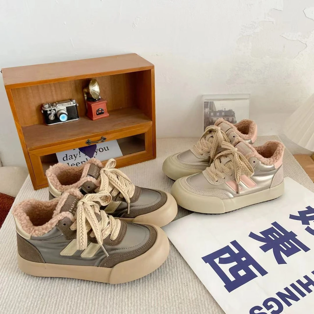 时尚美拉德复古高帮休闲加绒保暖板鞋2023年冬季学生女鞋百搭厚底