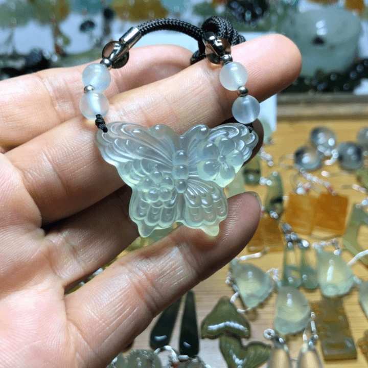 【闪购商品】蛇纹石玉颈饰未镶嵌