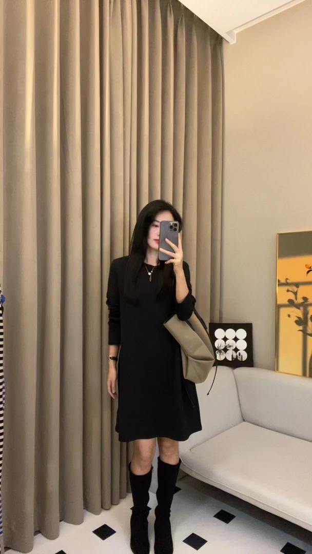 新款休闲时尚气质圆领垂感纯色宽松中长连衣裙F68