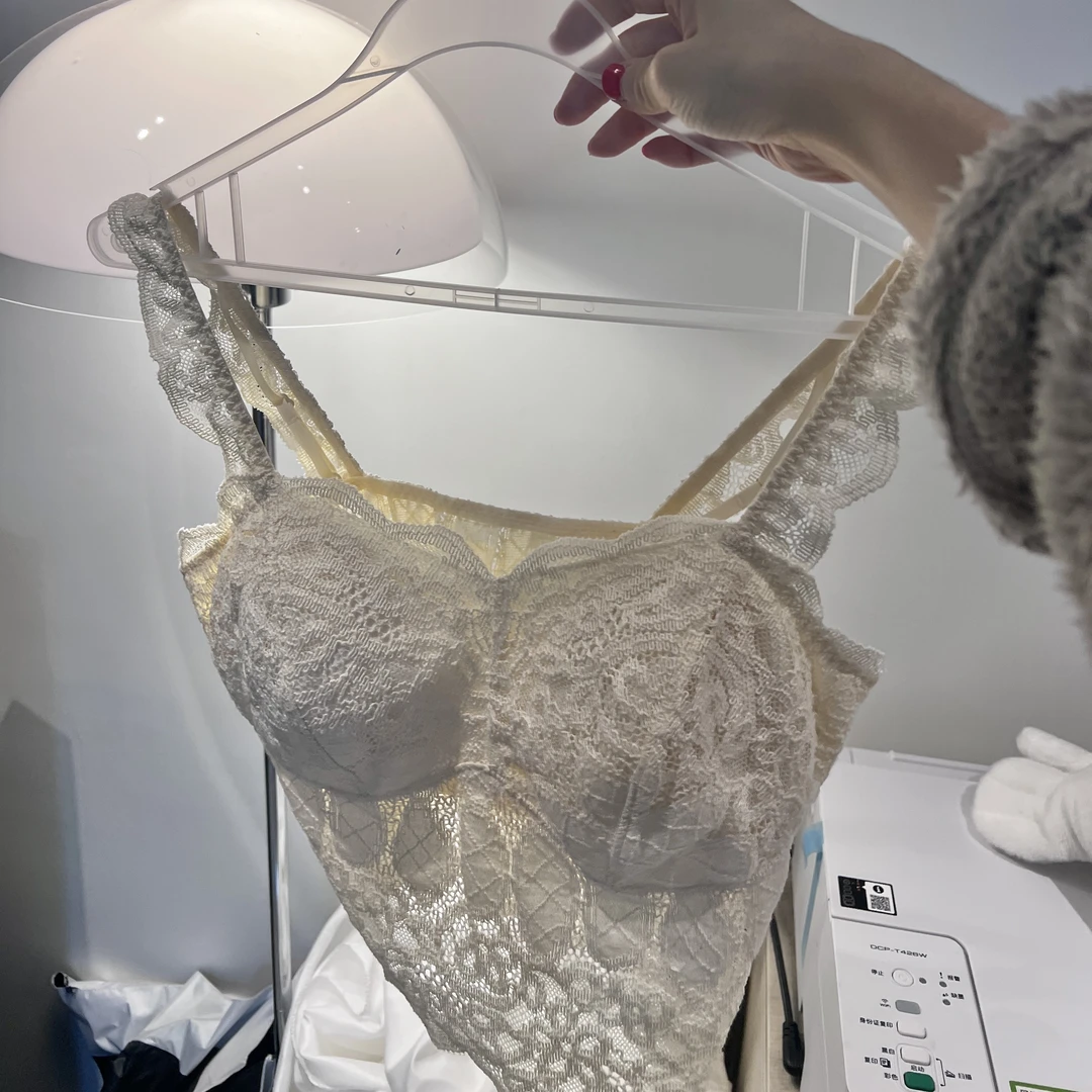 花黑盆【仙浪】蕾丝棉吊带美背