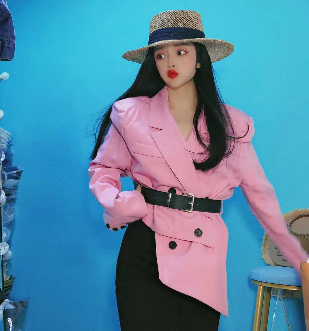 婷姐同款早春韩版设计款不规则短款收腰西装外套