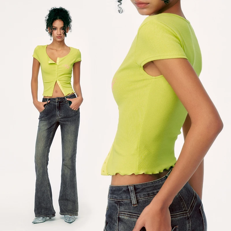 WooHa/吾哈S系列2024夏季新款辣妹开领纽扣短袖T恤女