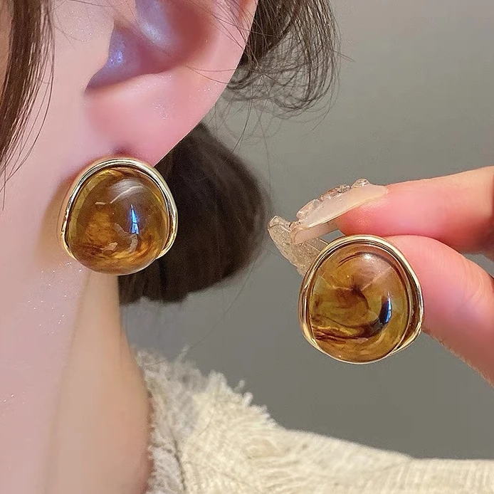 铜合金耳饰 美拉德法式复古港风耳环女高级感耳钉