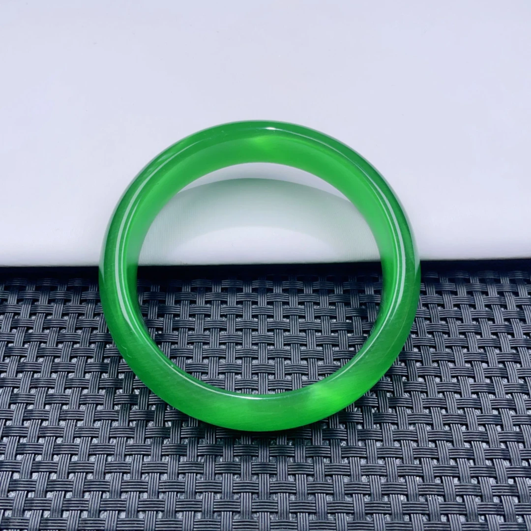 （珠宝严选）绿猫眼常规女款手镯011