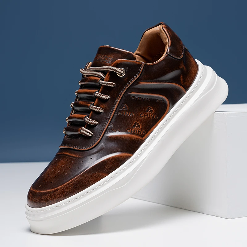 特大码男鞋2025年春季新款潮流板鞋英伦风擦色休闲鞋软底小白鞋男