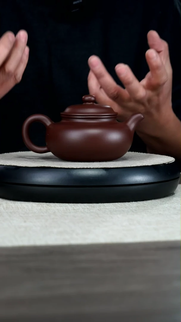 【闪购商品】紫泥茶壶薛祝云紫朱泥仿古300CC