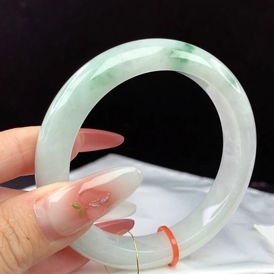 翡翠手镯未镶嵌57圈1171