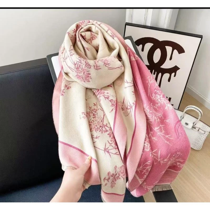 1-592 围巾  70X180左右丝巾长巾  桃粉竹花