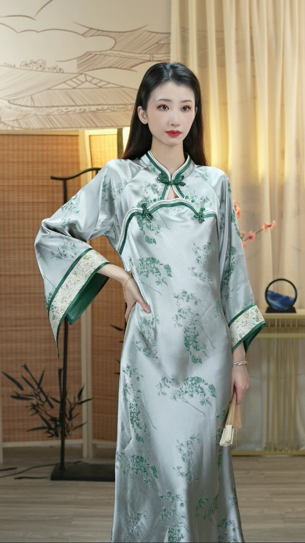 花想容2024秋季新款新中式时尚修身优雅国风显瘦蝶翠旗袍（3967)