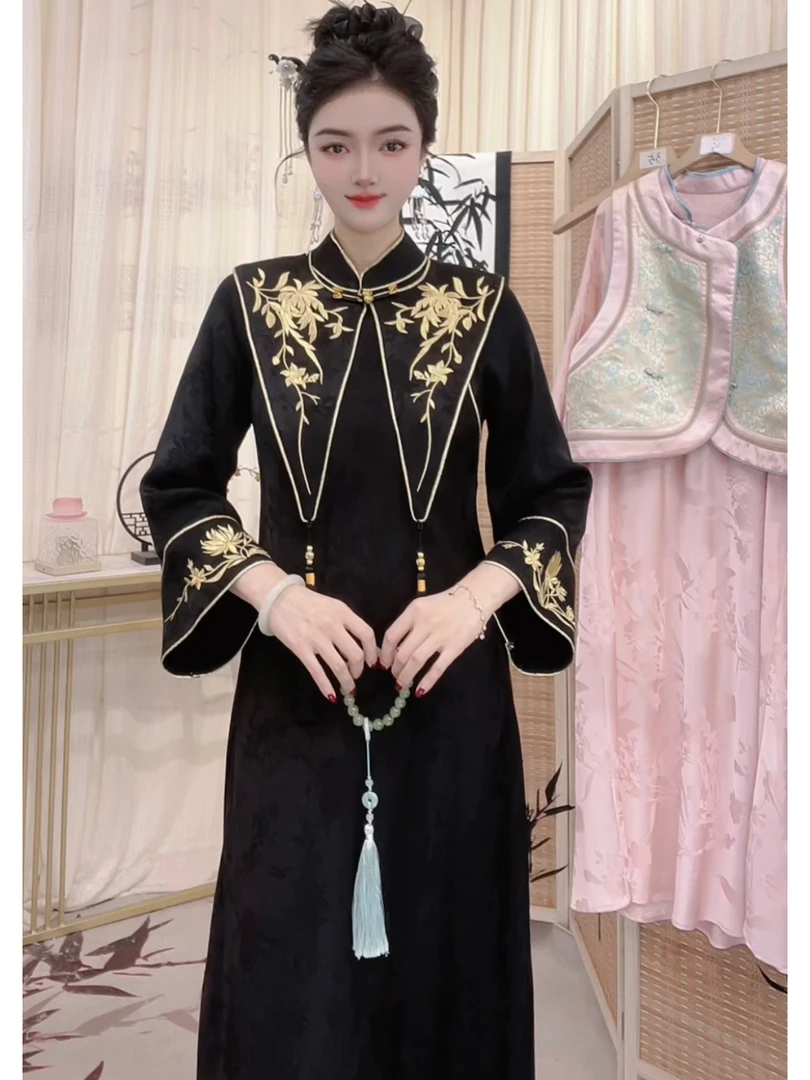 花想容2024新款春季新中式民风复古时尚提花连衣裙(2097)