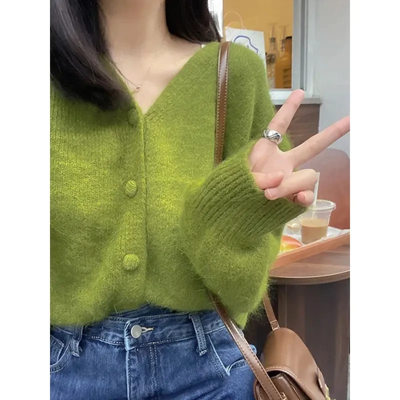 秋冬牛油果绿针织开衫女高级感慵懒外穿毛衣外套复古软糯领上衣KT
