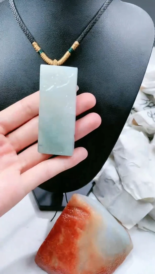 【闪购商品】翡翠颈饰未镶嵌翡翠