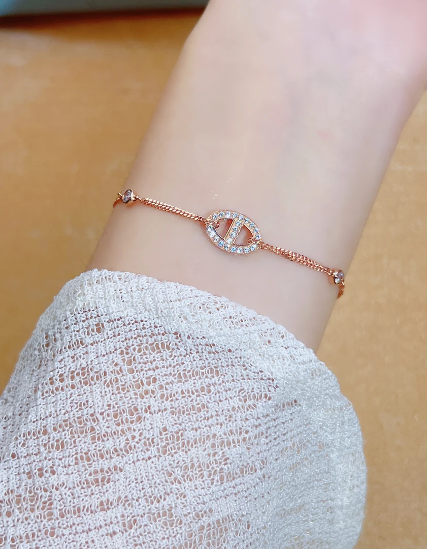 18K金新款镶嵌版猪鼻子手链