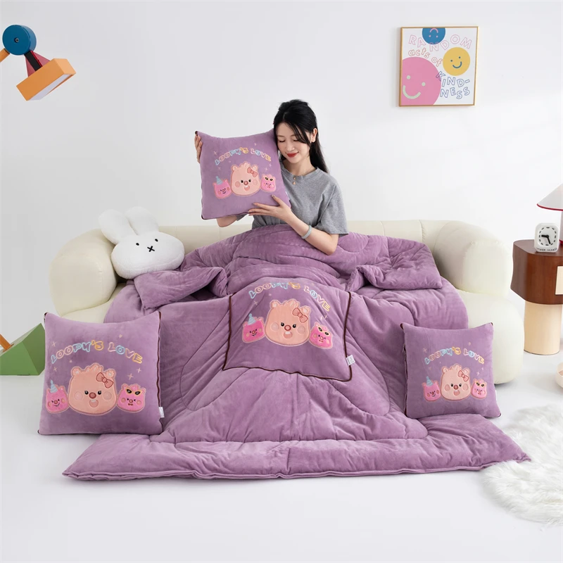 冬季加绒多功能抱枕被子两用二合一车载沙发午休办公折叠靠枕靠垫