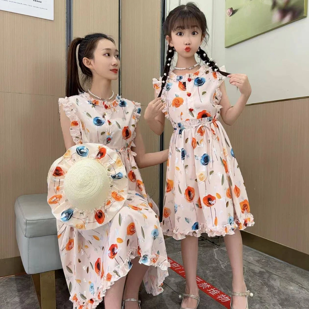 女童碎花连衣裙夏季2024新款洋气花朵无袖背心裙海边沙滩公主裙潮