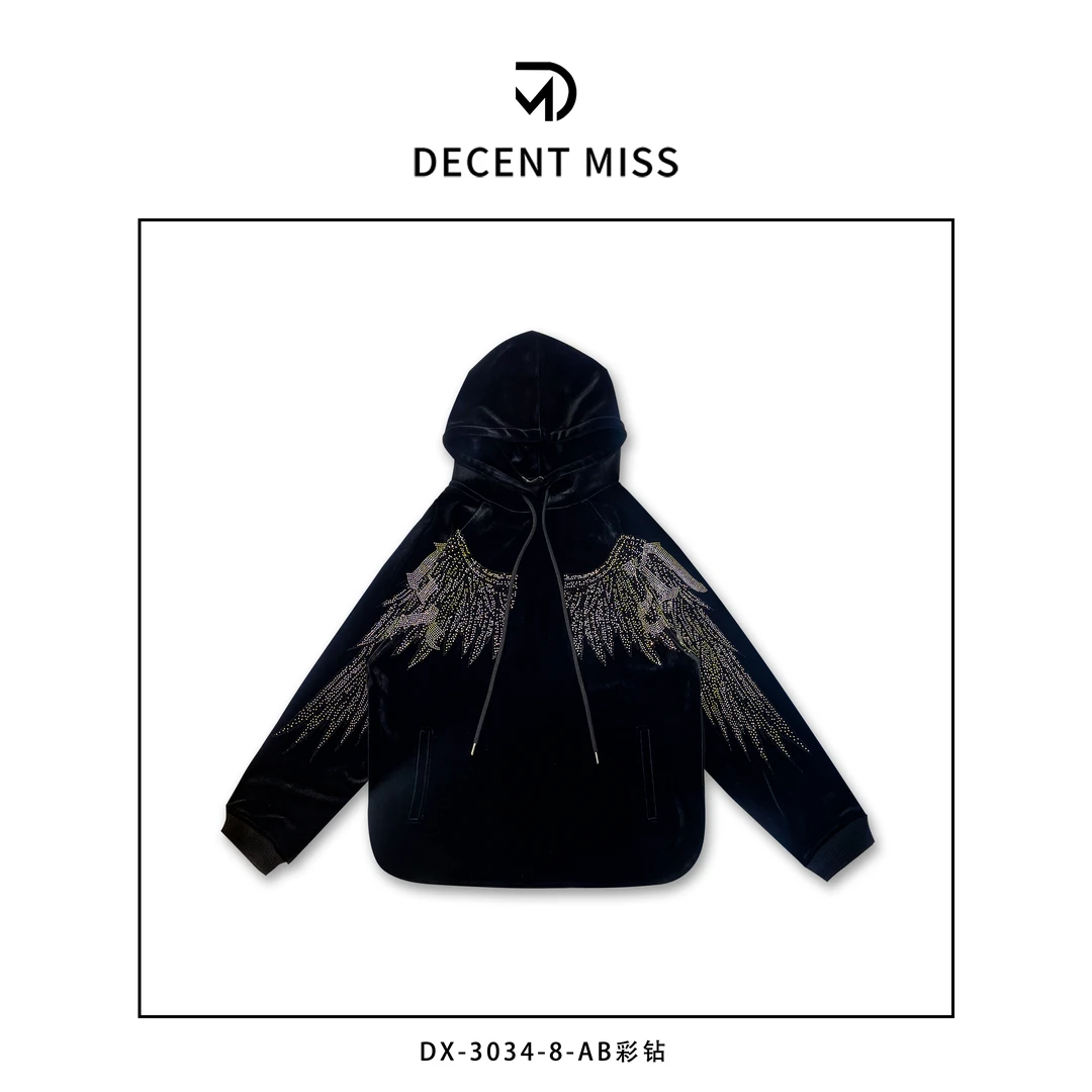 Decent miss 翅膀烫钻连帽长袖卫衣DX-3034-8