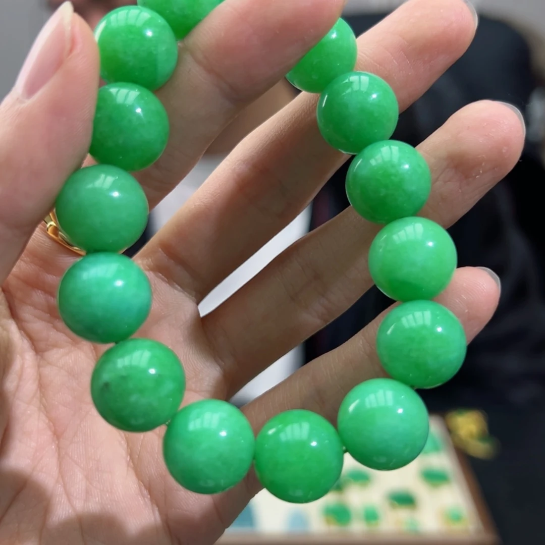 【闪购商品】翡翠颈饰未镶嵌