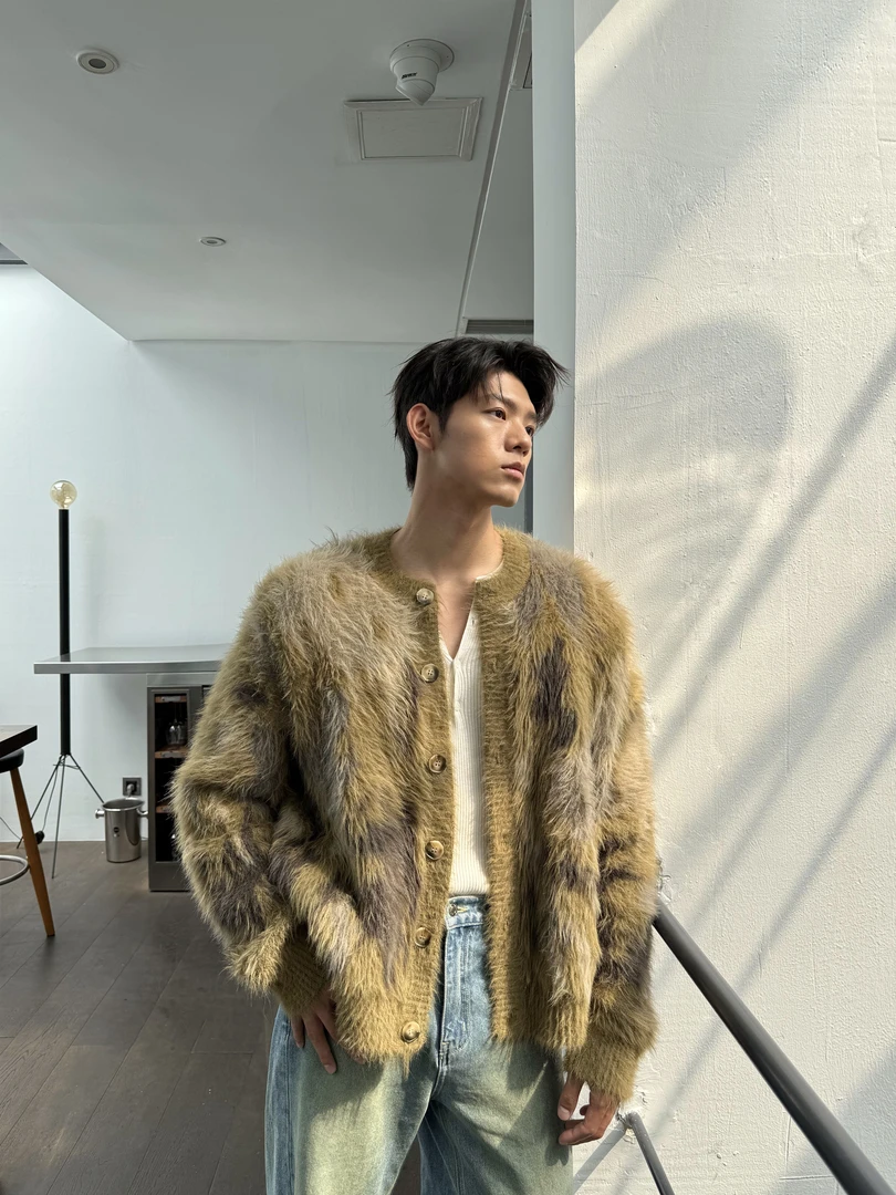 【现货】温柔秋冬氛围 灰常舒服柔软蓬松 棕色长毛圆领落肩针织开衫