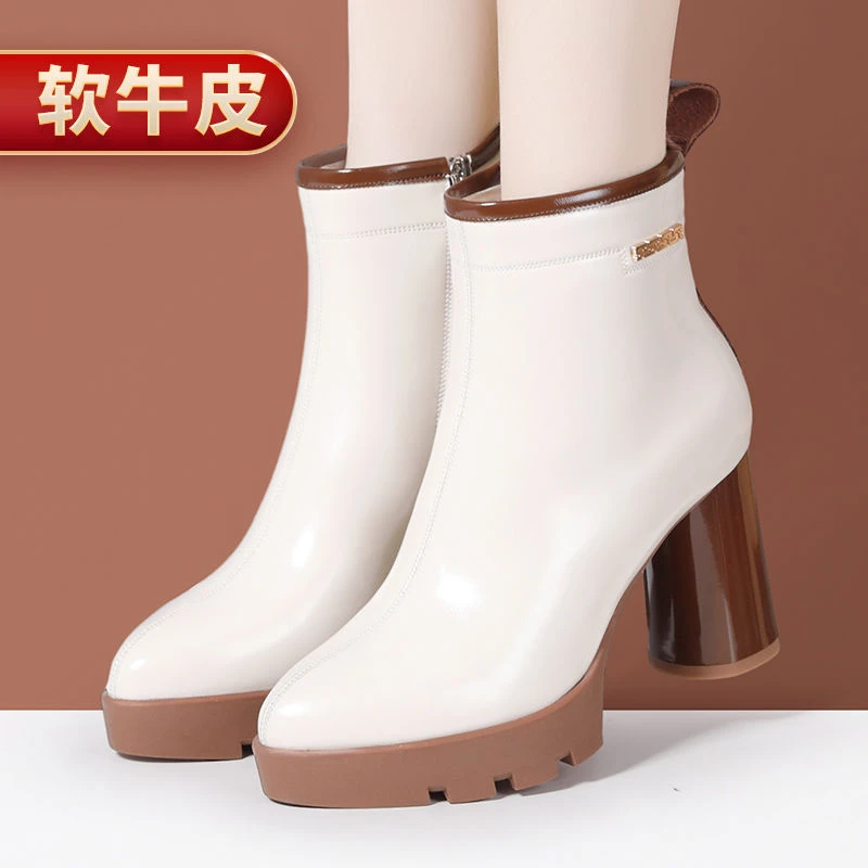 真皮百搭短靴2025秋冬季新款白色高跟粗跟厚底防水台冬天女靴短靴