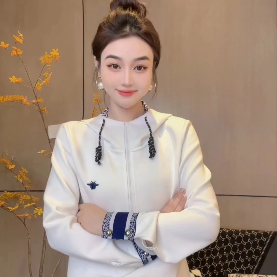 【橘子定制】2024新款秋季百搭轻奢刺绣休闲长袖卫衣女X7121