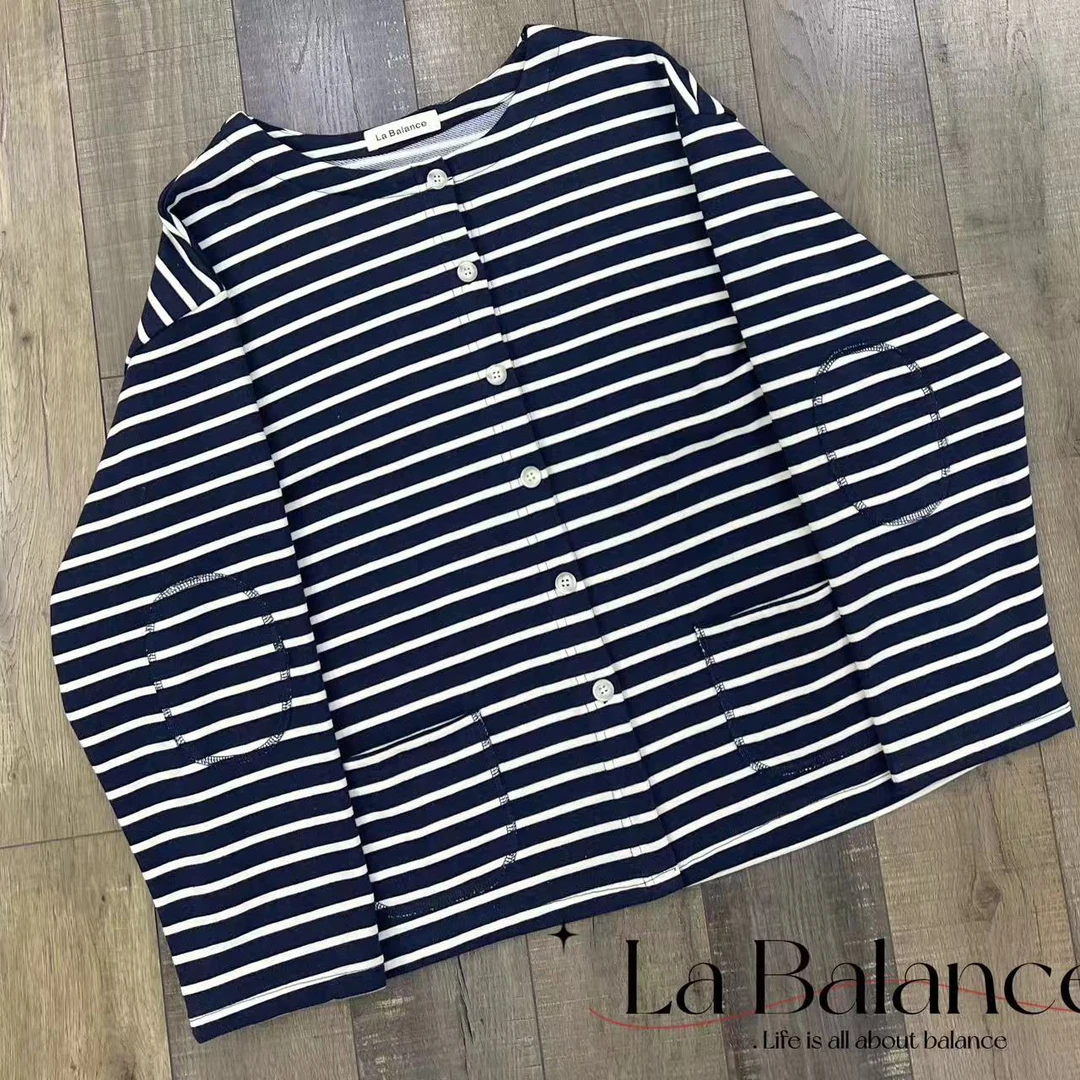 黑色条格开衫【分码】